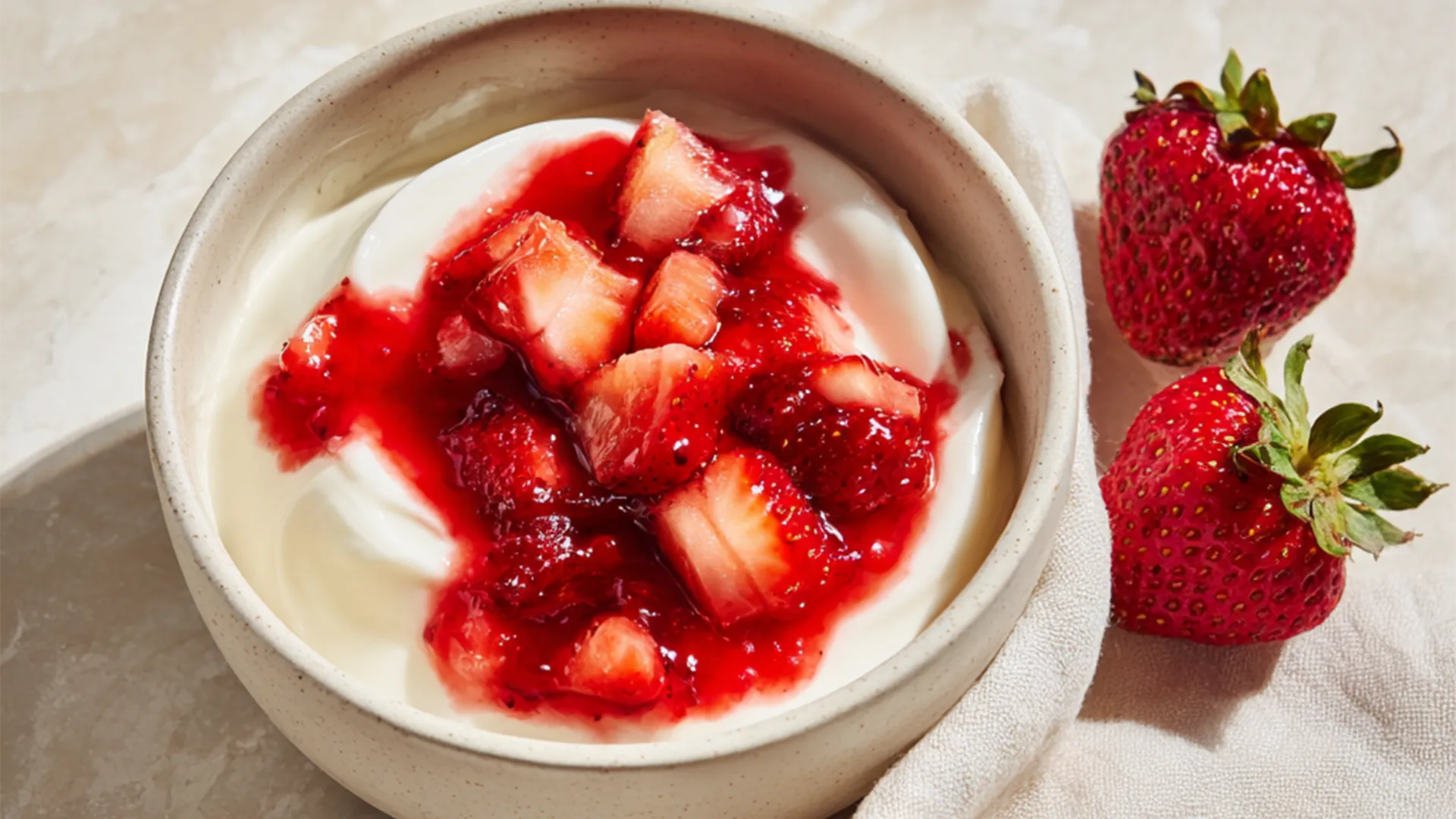 Strawberry Frozen Yoghurt | Tefal Dolci Recipe