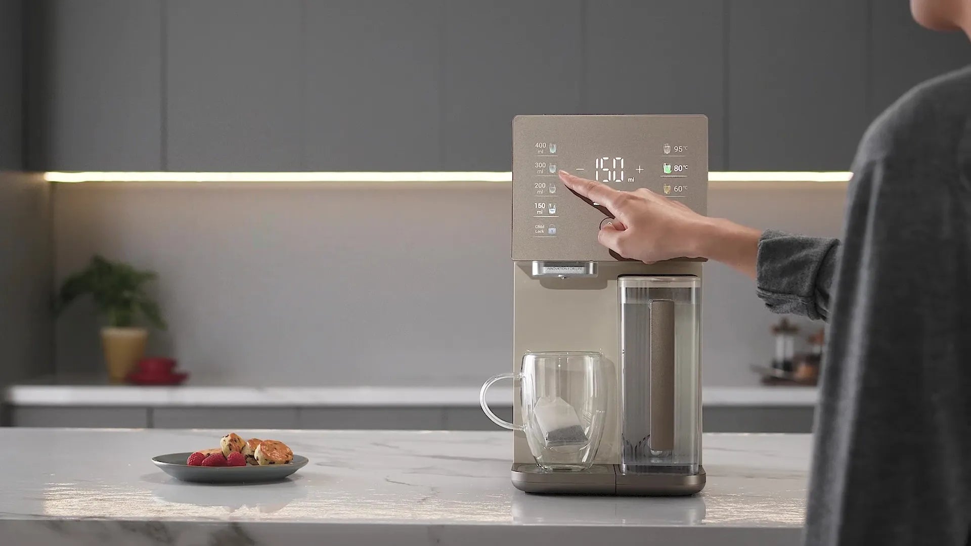Tefal Pure Water Reverse Osmosis Compact Ambient & Hot Water Purifier Station BR453A Video