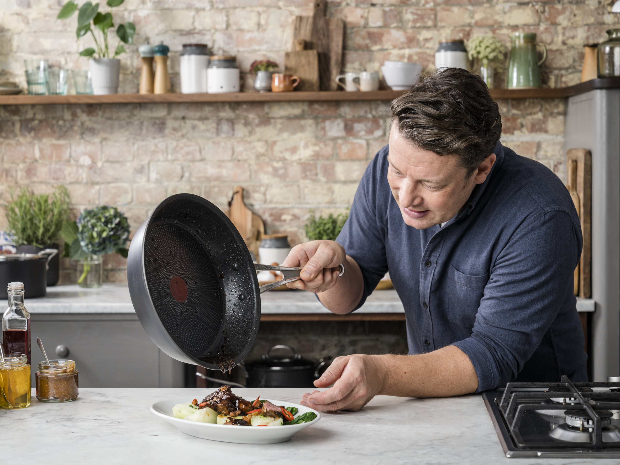 Jamie Oliver by Tefal Cook's Classics Induction Non-Stick Hard Anodised 5-Piece Cookware Set